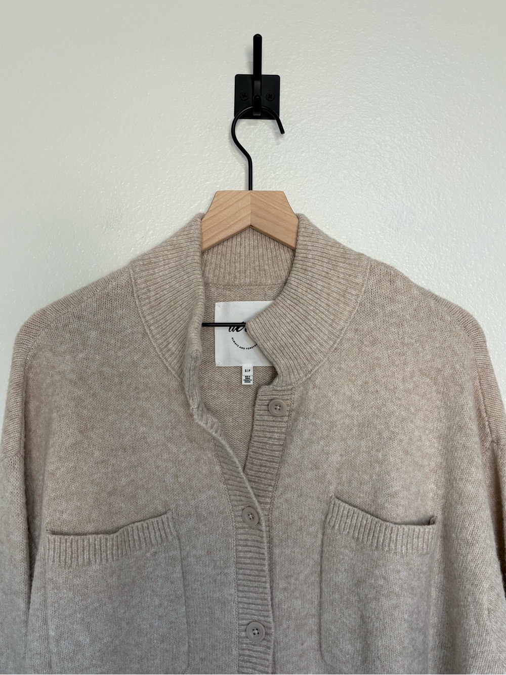 NWOT Aerie unREAL Oversized Slouchy Cardigan Knit Tunic Sweater Tan Small - Picture 3 of 9